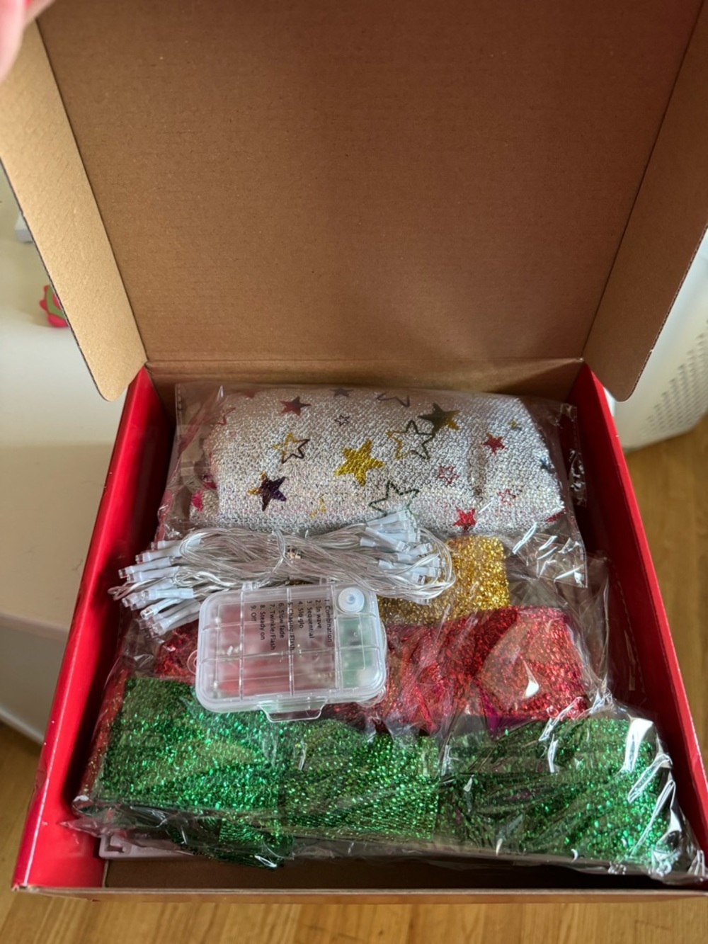 Glitter Ribbon & Star-Patterned Ribbon present Set with White LED String